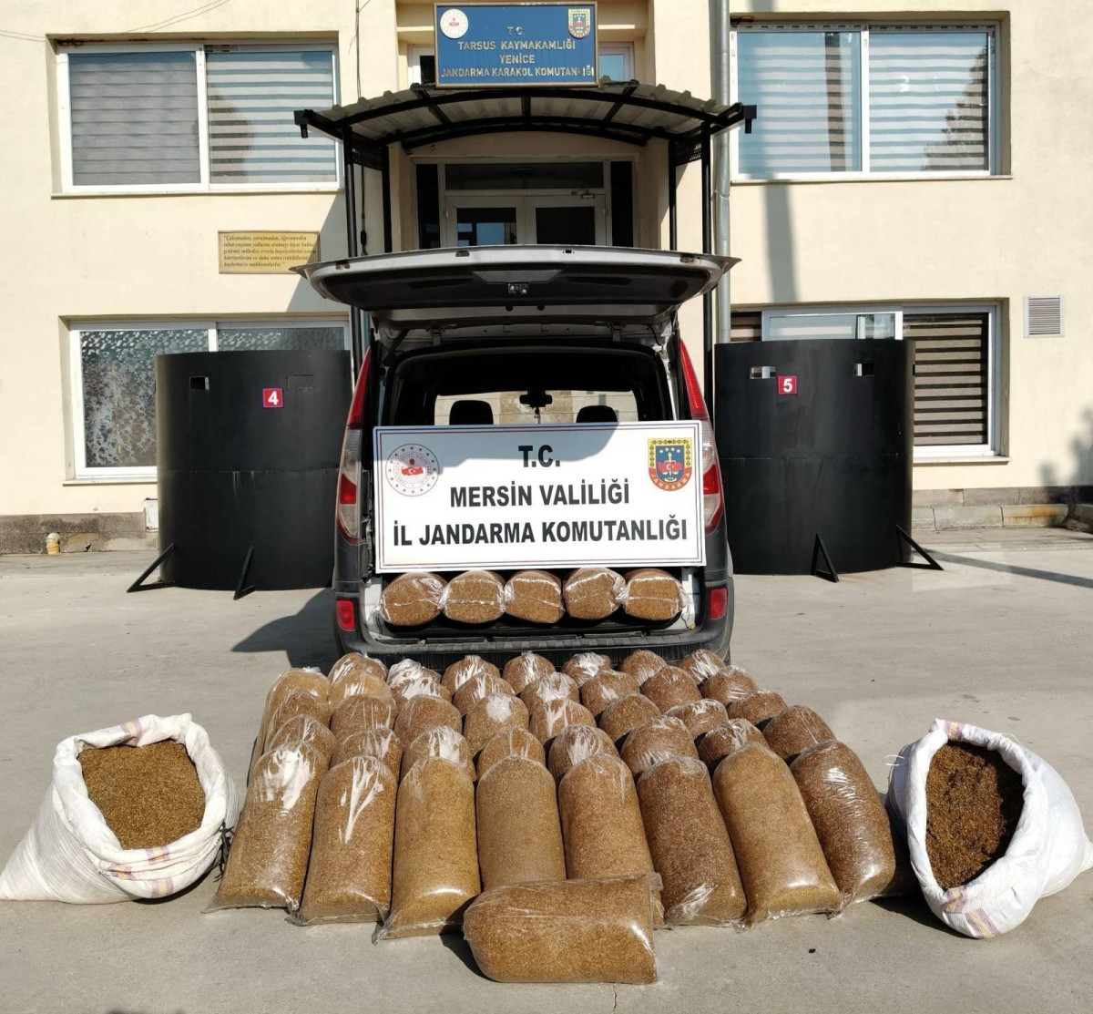 Mersin'de 455 Kilogram Kaçak Tütün Ele Geçirildi